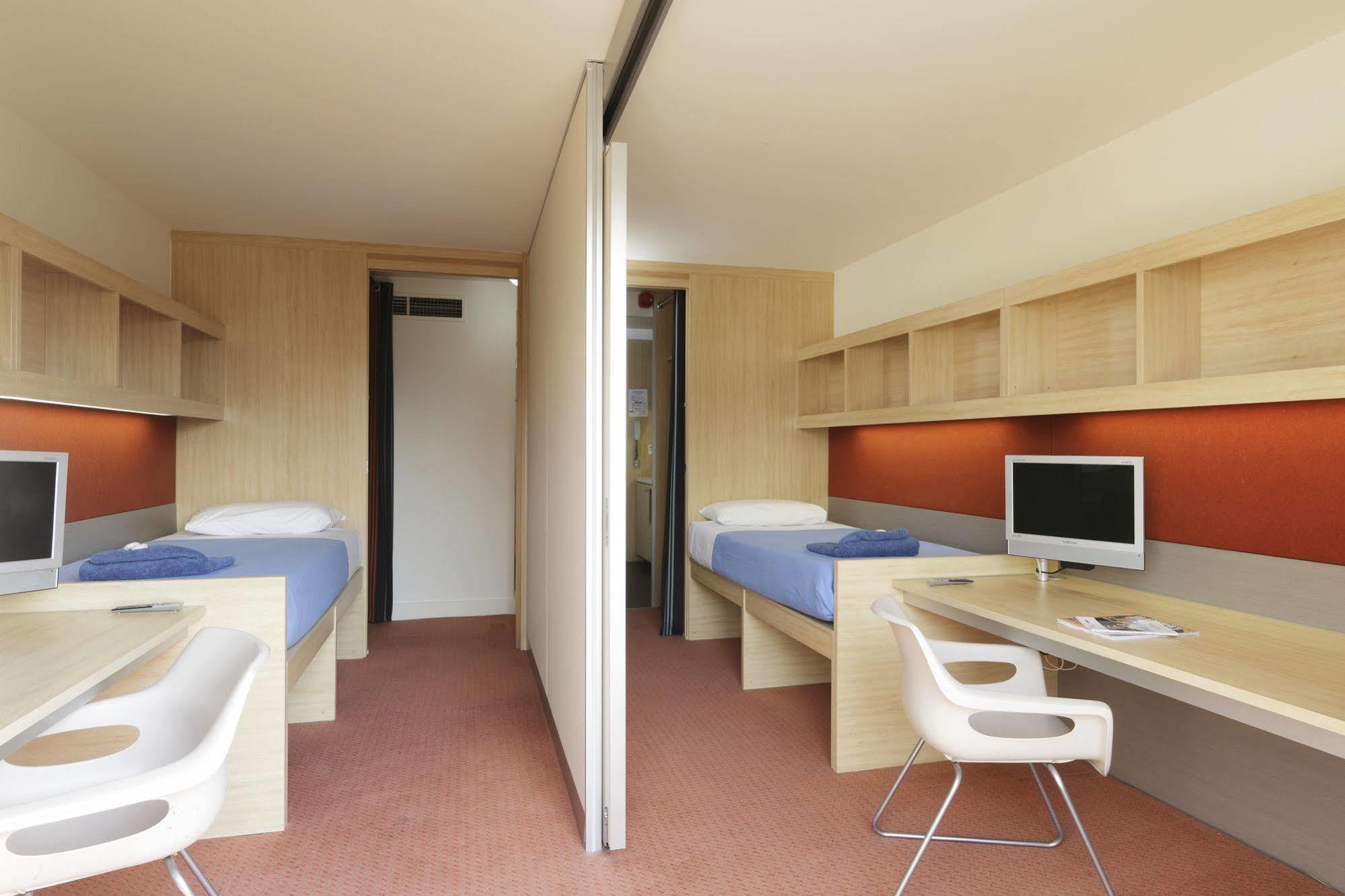 Rmit Village Melbourne Exterior foto